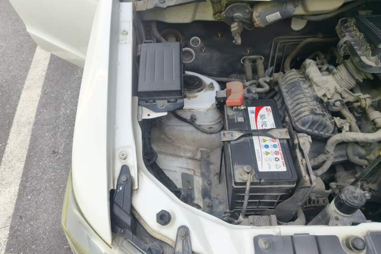 Used CHANGAN KAICHENG Ounuo S 2014 1.3L Happiness Model Engine Bay Right