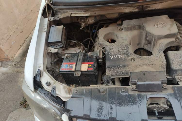 Used CHANGAN KAICHENG Ounuo S 2014 1.5L Base Version Engine Bay Right