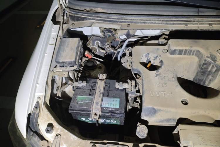 Used CHANGAN KAICHENG Ounuo S 2014 1.5L Base Version Engine Bay Right