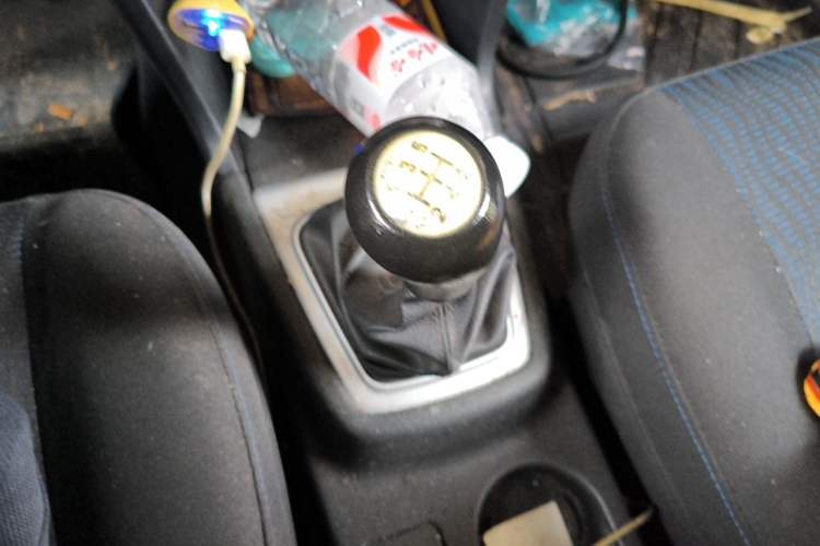 Used CHANGAN KAICHENG Ounuo S 2014 1.5L Base Version Gear Lever