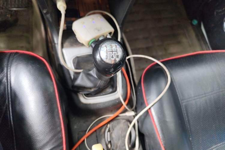 Used CHANGAN KAICHENG Ounuo S 2014 1.5L Base Version Gear Lever
