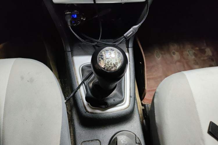Used CHANGAN KAICHENG Ounuo S 2014 1.5L Base Version Gear Lever