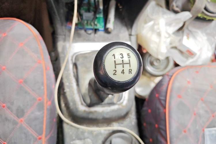 Used CHANGAN KAICHENG Ounuo S 2014 1.5L Base Version Gear Lever