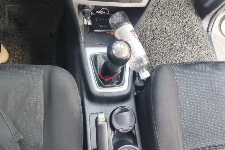 Used CHANGAN KAICHENG Ounuo S 2014 1.3L Happiness Model Gear Lever