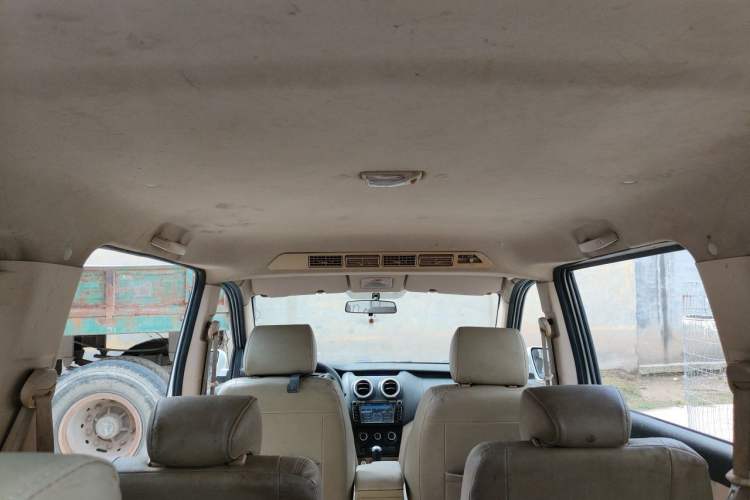 Used CHANGAN KAICHENG Ounuo S 2014 1.5L Elite Model Headliner