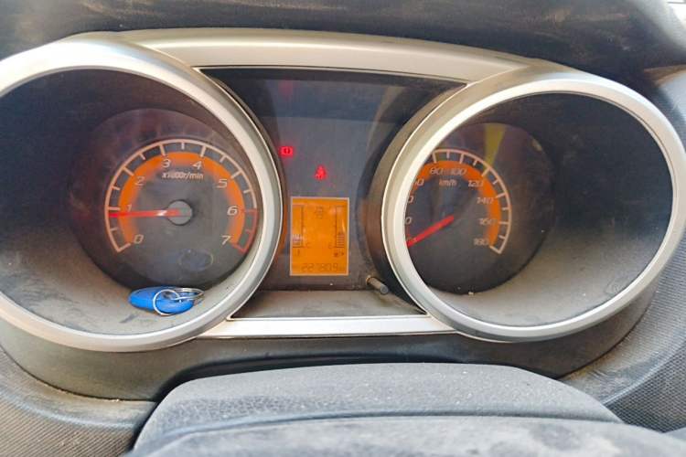 Used CHANGAN KAICHENG Ounuo S 2014 1.5L Base Version Instrument Cluster