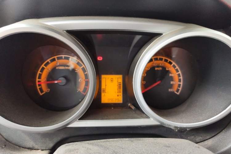 Used CHANGAN KAICHENG Ounuo S 2014 1.5L Base Version Instrument Cluster