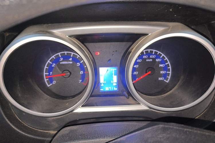 Used CHANGAN KAICHENG Ounuo S 2014 1.5L Base Version Instrument Cluster