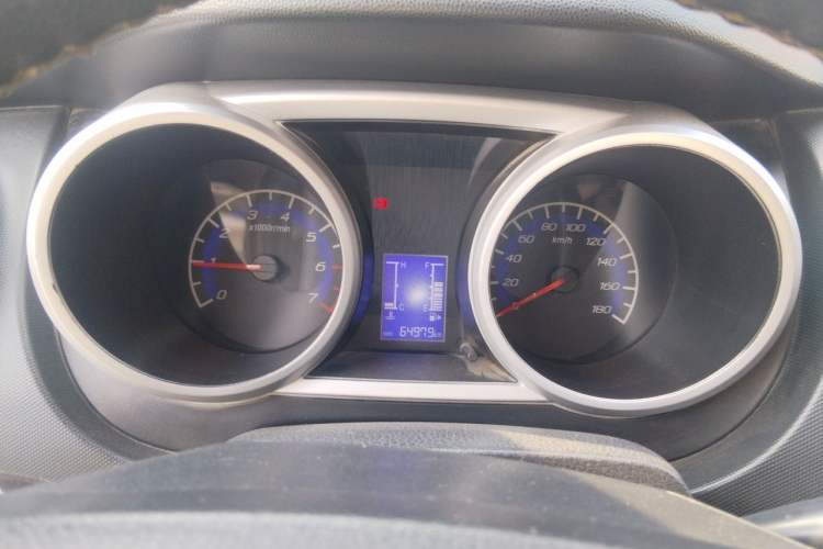Used CHANGAN KAICHENG Ounuo S 2014 1.5L Base Version Instrument Cluster