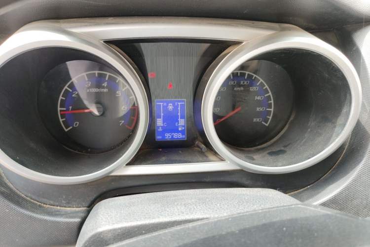 Used CHANGAN KAICHENG Ounuo S 2014 1.5L Elite Model Instrument Cluster