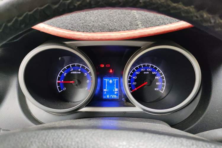 Used CHANGAN KAICHENG Ounuo S 2014 1.5L Base Version Instrument Cluster