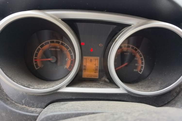 Used CHANGAN KAICHENG Ounuo S 2014 1.5L Base Version Instrument Cluster