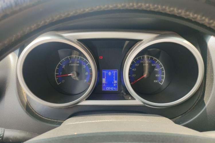 Used CHANGAN KAICHENG Ounuo S 2014 1.5L Luxury Model Instrument Cluster