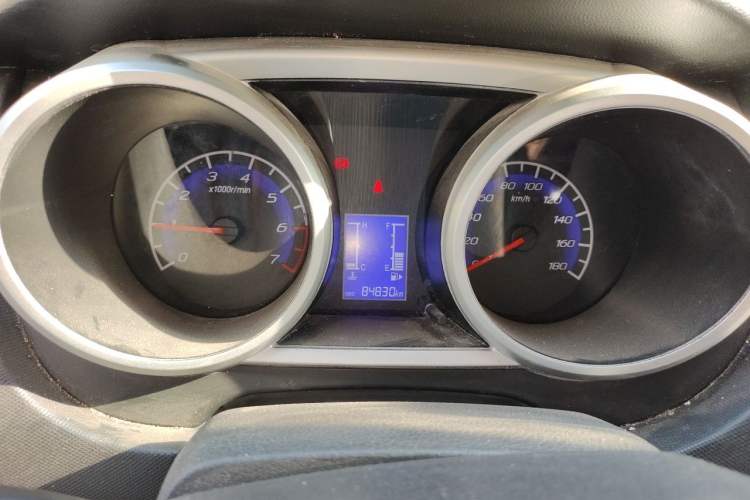 Used CHANGAN KAICHENG Ounuo S 2014 1.5L Base Version Instrument Cluster