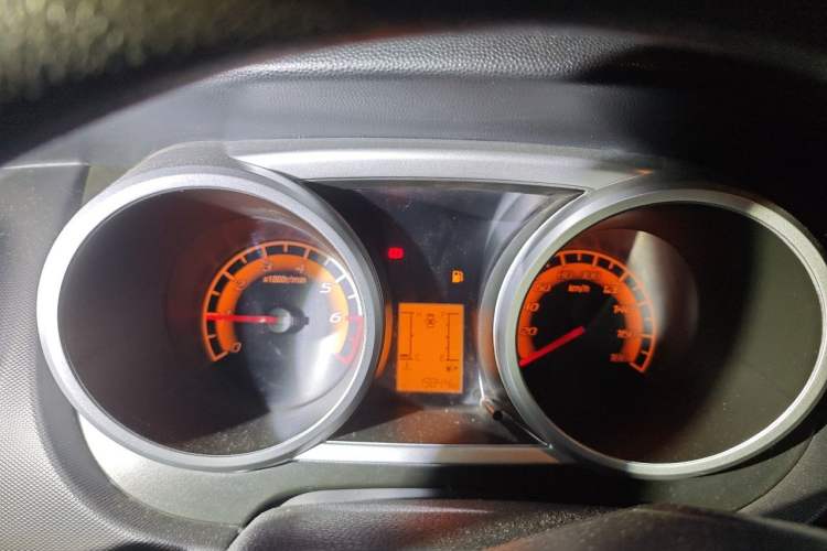 Used CHANGAN KAICHENG Ounuo S 2014 1.5L Base Version Instrument Cluster