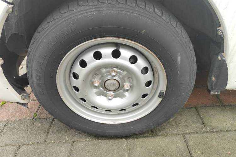 Used CHANGAN KAICHENG Ounuo S 2014 1.3L Happiness Model Left Front Wheel Hub