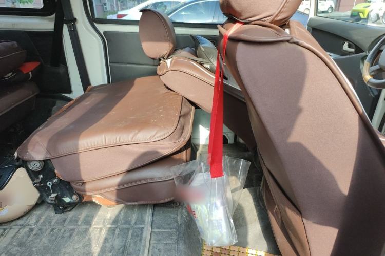 Used CHANGAN KAICHENG Ounuo S 2014 1.5L Base Version Left Rear Seat