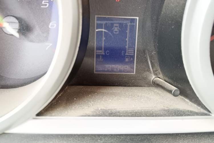 Used CHANGAN KAICHENG Ounuo S 2014 1.3L Happiness Model Odometer Close Up