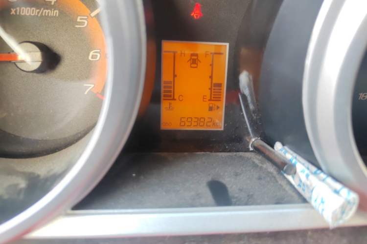 Used CHANGAN KAICHENG Ounuo S 2014 1.5L Base Version Odometer Close Up