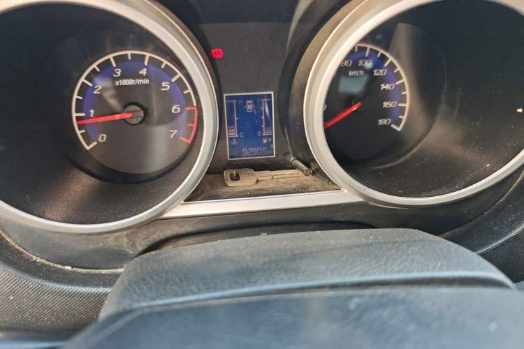 Used CHANGAN KAICHENG Ounuo S 2014 1.3L Happiness Model Odometer Close Up