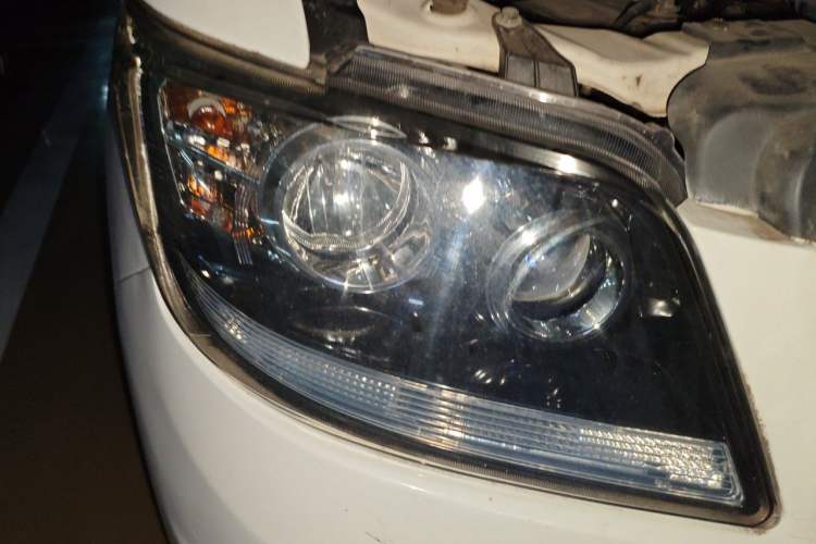 Used CHANGAN KAICHENG Ounuo S 2014 1.3L Happiness Model Right Front Headlight