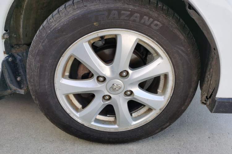 Used CHANGAN KAICHENG Ounuo S 2014 1.5L Elite Model Right Front Wheel Hub
