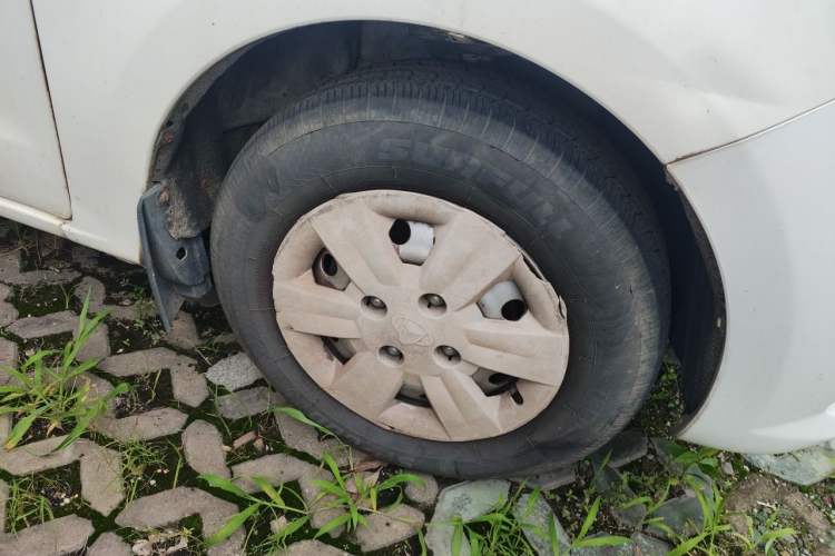 Used CHANGAN KAICHENG Ounuo S 2014 1.3L Happiness Model Right Front Wheel Hub