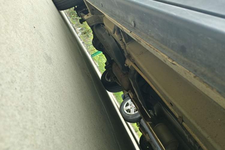 Used CHANGAN KAICHENG Ounuo S 2014 1.5L Base Version Right Side Sill