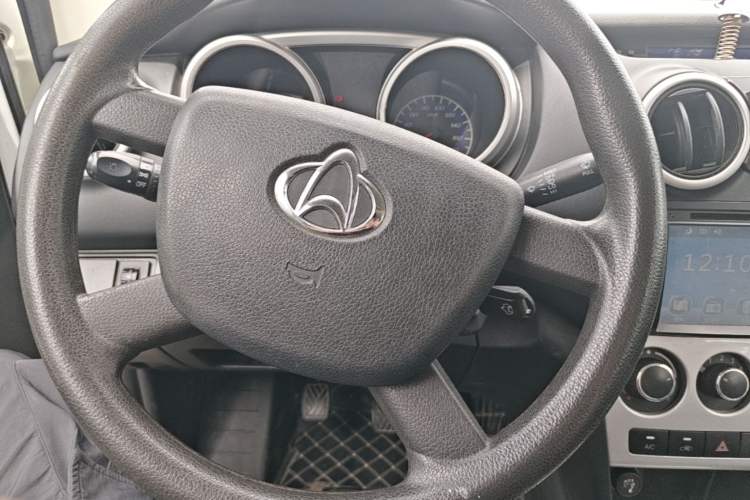 Used CHANGAN KAICHENG Ounuo S 2014 1.5L Base Version Steering Wheel