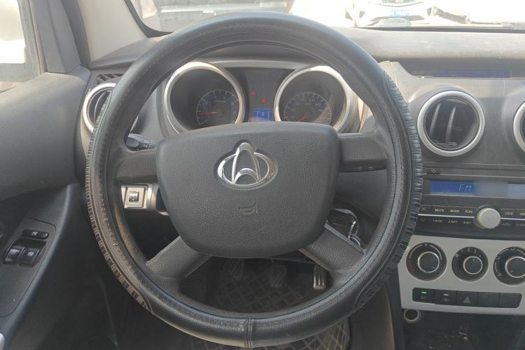 Used CHANGAN KAICHENG Ounuo S 2014 1.5L Base Version Steering Wheel