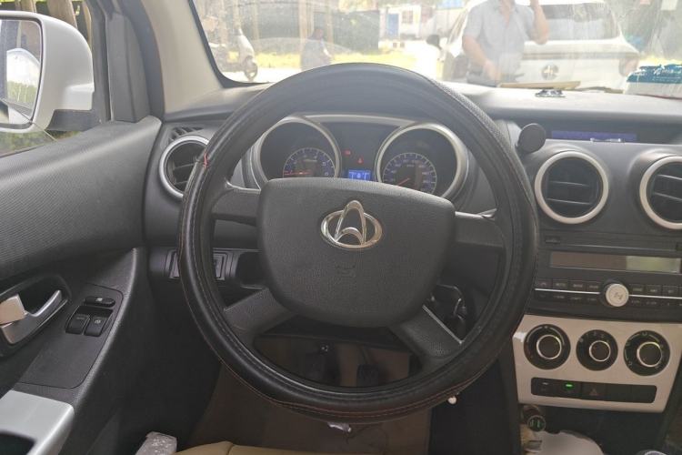 Used CHANGAN KAICHENG Ounuo S 2014 1.5L Base Version Steering Wheel