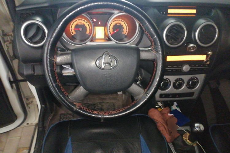 Used CHANGAN KAICHENG Ounuo S 2014 1.5L Base Version Steering Wheel