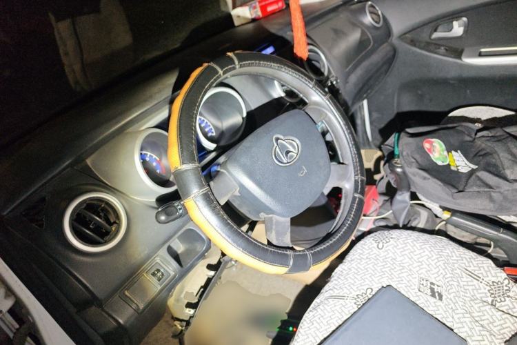 Used CHANGAN KAICHENG Ounuo S 2014 1.5L Base Version Steering Wheel