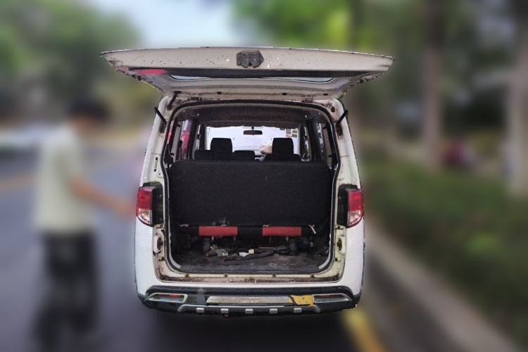 Used CHANGAN KAICHENG Ounuo S 2014 1.5L Base Version Trunk