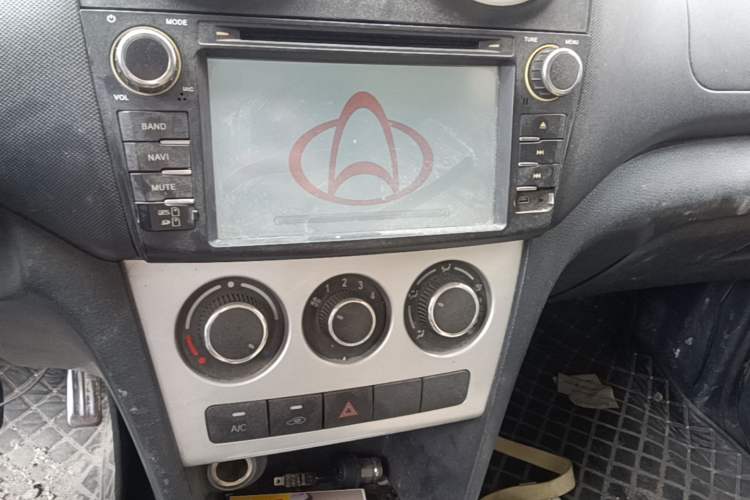Used CHANGAN KAICHENG Ounuo S 2014 1.3L Base Version Audio And AC Panel