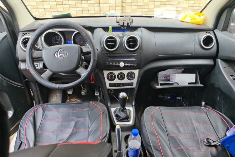 Used CHANGAN KAICHENG Ounuo S 2014 1.5L Base Version Center Console