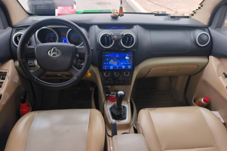 Used CHANGAN KAICHENG Ounuo S 2014 1.5L Luxury Model Center Console