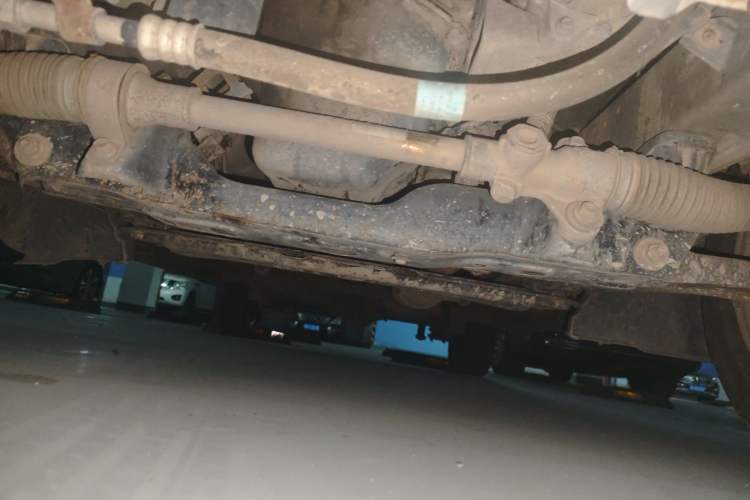 Used CHANGAN KAICHENG Ounuo S 2014 1.5L Luxury Model Chassis Front