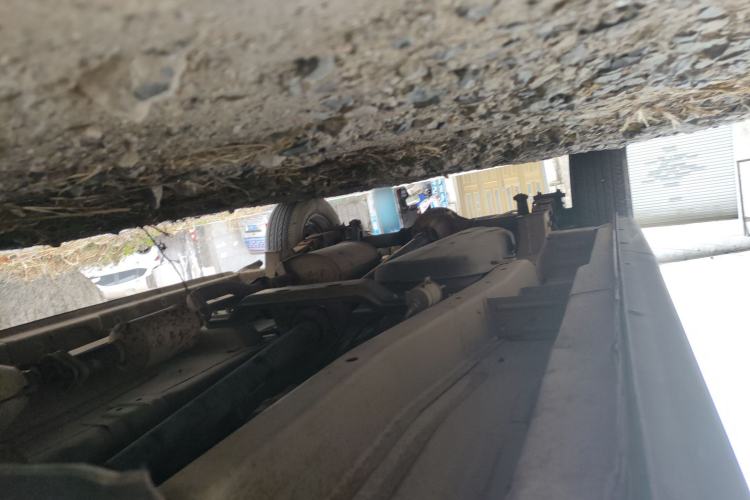 Used CHANGAN KAICHENG Ounuo S 2014 1.5L Base Version Chassis Front Right
