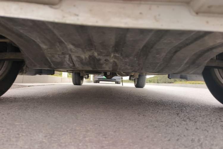 Used CHANGAN KAICHENG Ounuo S 2014 1.5L Luxury Model Chassis Front