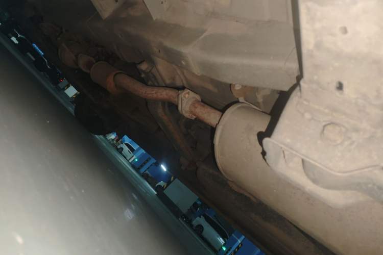 Used CHANGAN KAICHENG Ounuo S 2014 1.5L Luxury Model Chassis Rear Left