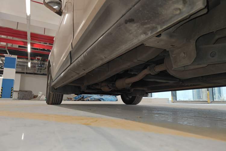 Used CHANGAN KAICHENG Ounuo S 2014 1.5L Elite Model Chassis Rear Left