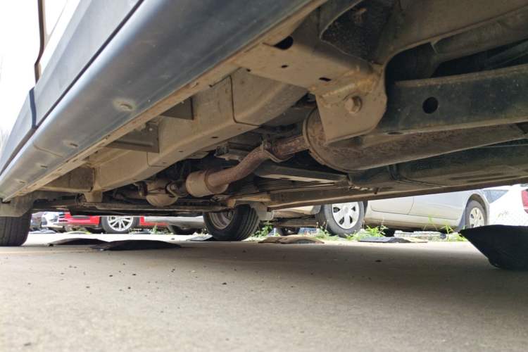 Used CHANGAN KAICHENG Ounuo S 2014 1.5L Elite Model Chassis Rear Left