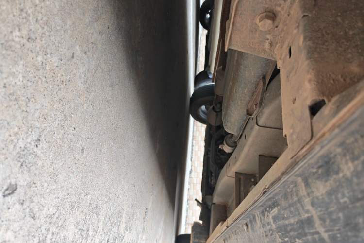 Used CHANGAN KAICHENG Ounuo S 2014 1.5L Base Version Chassis Rear Right
