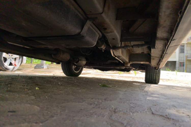 Used CHANGAN KAICHENG Ounuo S 2014 1.5L Luxury Model Chassis Rear Right