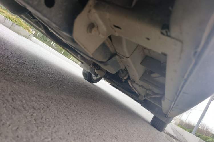 Used CHANGAN KAICHENG Ounuo S 2014 1.5L Luxury Model Chassis Rear Right