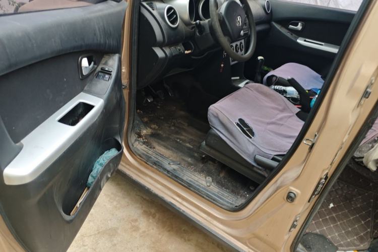 Used CHANGAN KAICHENG Ounuo S 2014 1.5L Base Version Driver Seat