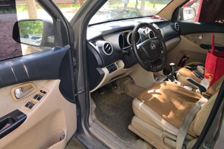 Used CHANGAN KAICHENG Ounuo S 2014 1.5L Luxury Model Driver Seat