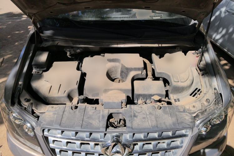 Used CHANGAN KAICHENG Ounuo S 2014 1.5L Luxury Model Engine Bay