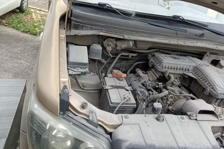Used CHANGAN KAICHENG Ounuo S 2014 1.3L Base Version Engine Bay Right
